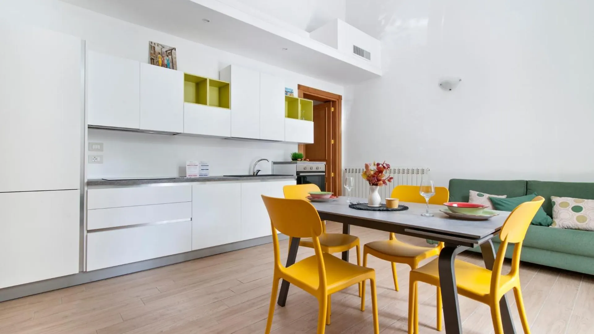 Aparthotel Residence De Franchis - Smart Apartments Lecce