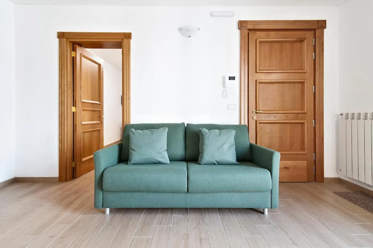 Residence De Franchis - Smart Apartments Lecce 0*,  Italie