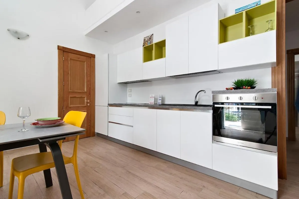 Residence De Franchis - Smart Apartments Lecce 0*,  Italie